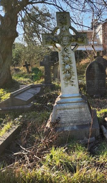 Image of the headstone for Amy Treadwell