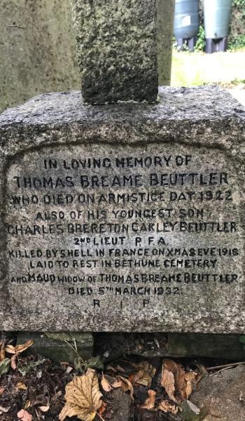 Image of the headstone for Thomas Beuttler
