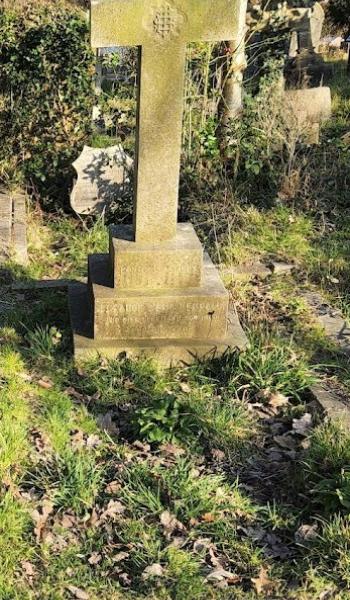 Image of headstone for Eleanor Kendall