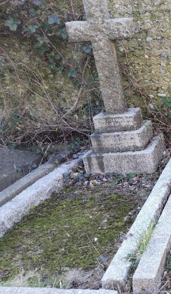 Image of headstone for Elizabeth Annesley