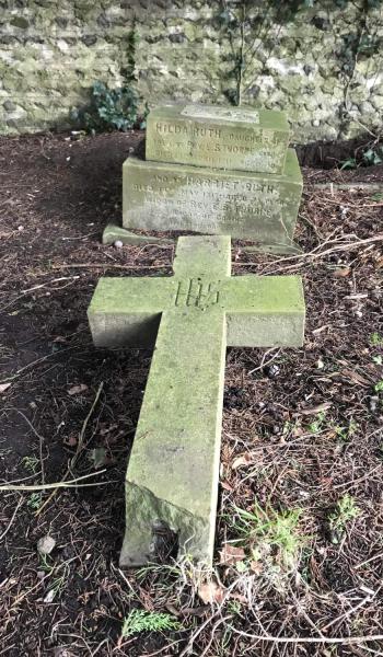 Hilda Thorpe (buried 1911) headstone