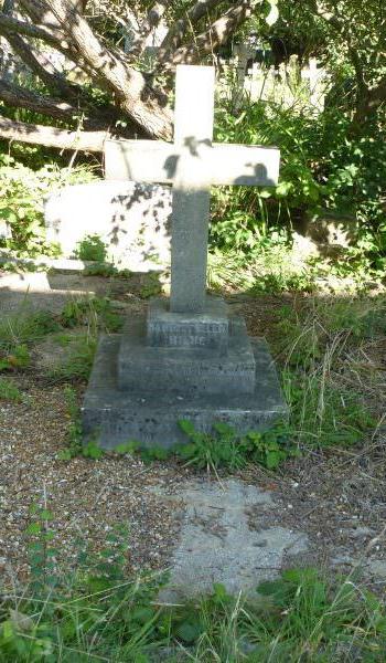 Frances Milne (buried 1913) headstone