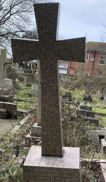 Mary Nott (buried 1929) headstone