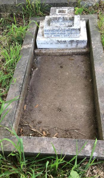Raymond Dowdall (buried 1921) headstone