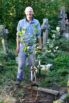 The Peasgood's Nonsuch apple variety was planted on October 12th 2022.